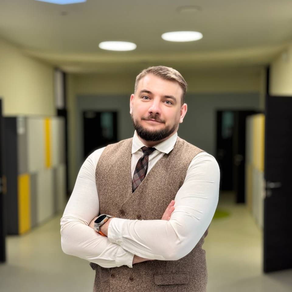 Максим Рутковський
